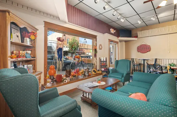 860 Main ST, Baldwin, WI 54002