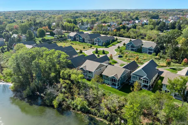 2312 Hill CT, Stillwater, MN 55082