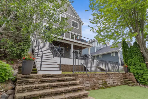 3856 Green Heights TRL SW, Prior Lake, MN 55372
