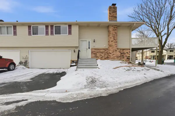 837 E 145th ST, Burnsville, MN 55337
