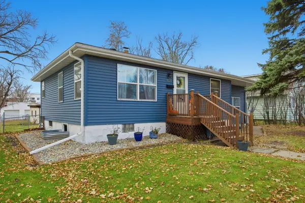 1626 11th ST N, Fargo, ND 58102