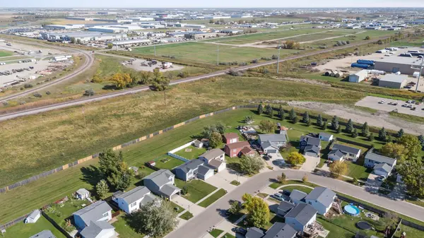 78 Evergreen CIR, West Fargo, ND 58078