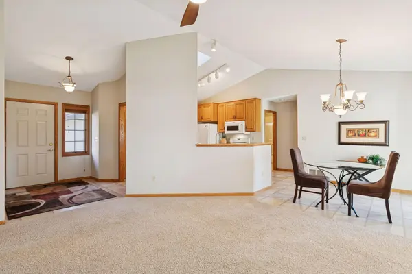 3821 Impatiens LN N, Brooklyn Park, MN 55443