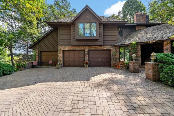 8250 Havelock CT,  Apple Valley,  MN 55124