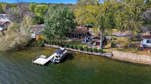 21335 Old Lake George BLVD NW, Oak Grove, MN 55303