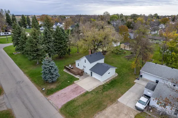 121 3rd AVE N, Casselton, ND 58012