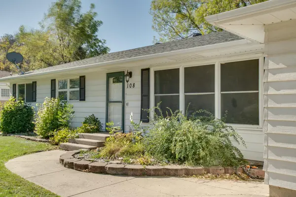 108 3rd ST NW, Dilworth, MN 56529