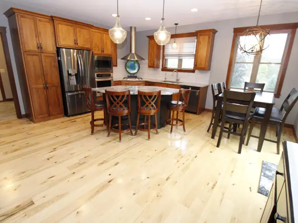 882 Yellowstone TRL, Hudson, WI 54016