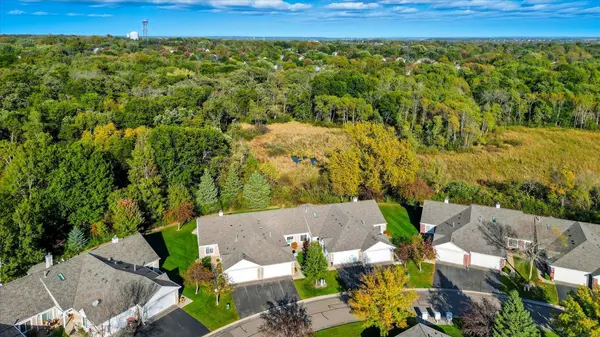 7582 Ojibway Park, Woodbury, MN 55125