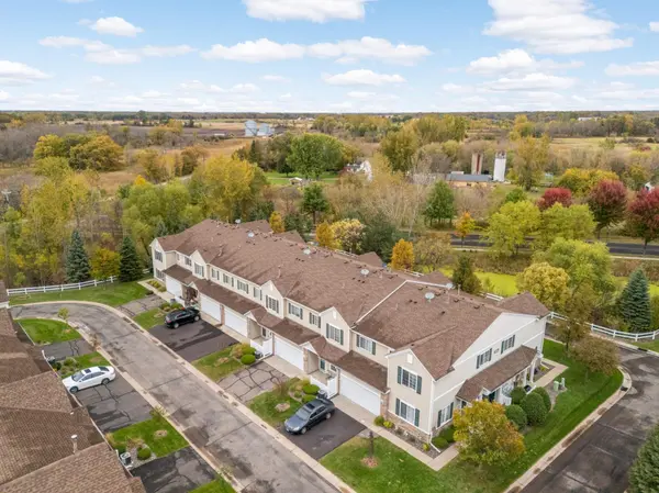 15684 Emerald DR N #5, Hugo, MN 55038