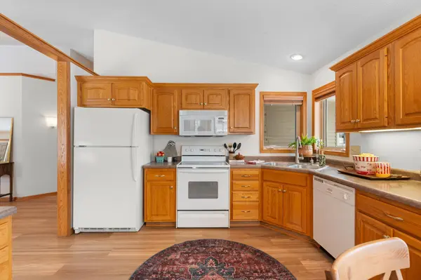 2327 Pinewood RD SE, Rochester, MN 55904