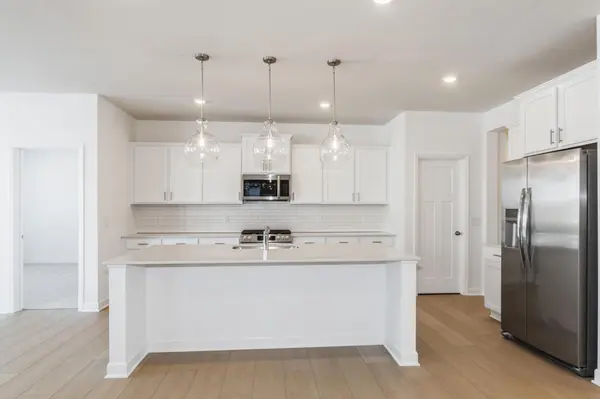 2198 Traverse DR, Lino Lakes, MN 55038