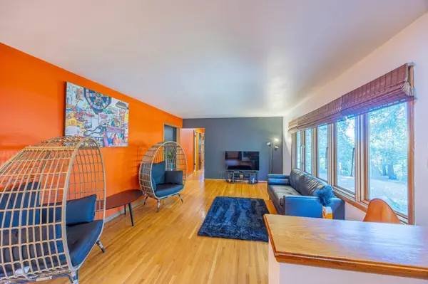 239 Byrondale AVE, Wayzata, MN 55391