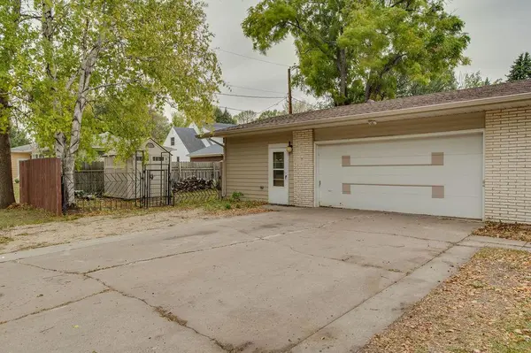 2005 S 15th ST S, Moorhead, MN 56560