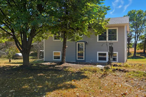 1438 277th LN NW, Isanti, MN 55040