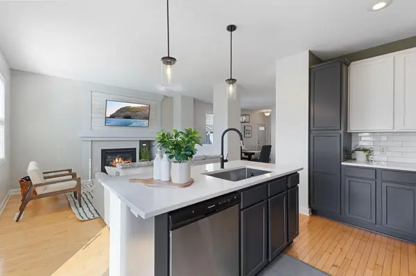 14406 Brookmere BLVD NW, Prior Lake, MN 55372