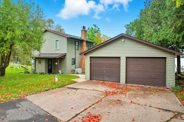 28605 Johnson LN, Chisago City, MN 55013