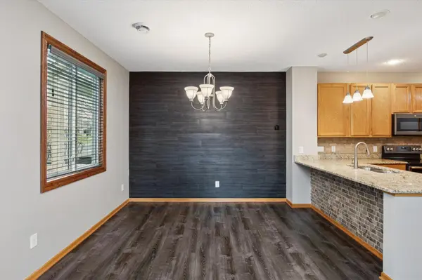 18502 97th PL N #2204, Maple Grove, MN 55311