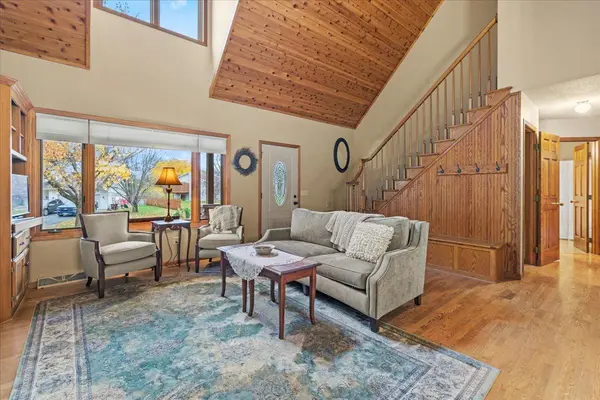 1216 Northwood DR, Delano, MN 55328