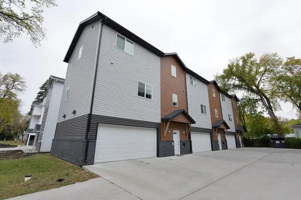 703 & 705 10th AVE N, Fargo, ND 58102