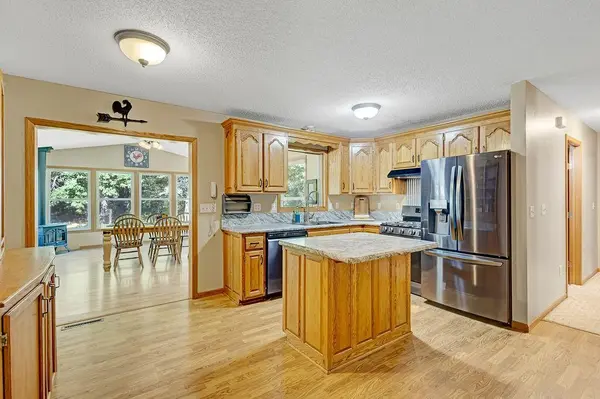 417 Whiskey RD SW, Isanti, MN 55040