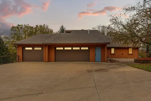 3 Island Heights Court NE, Pine Island, MN 55963