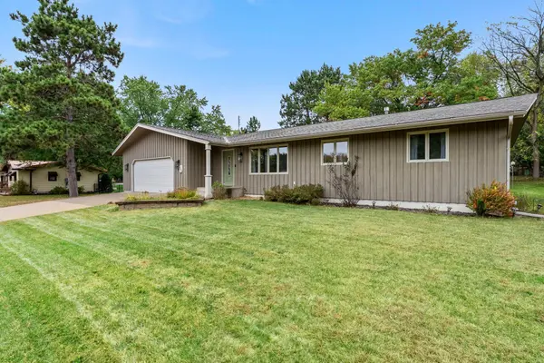 2850 Ivy ST S, Cambridge, MN 55008