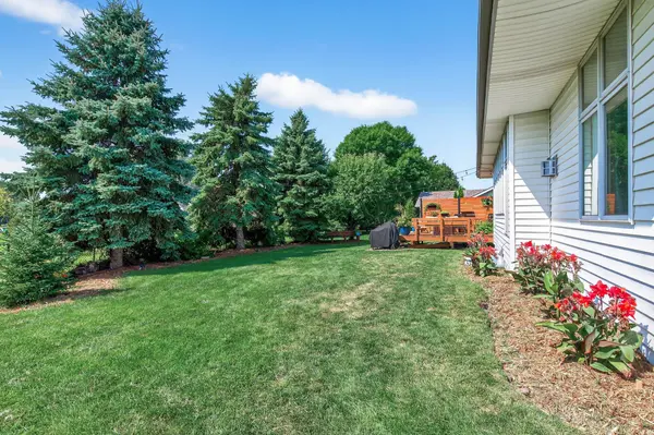 9149 Cambridge AVE N, Brooklyn Park, MN 55443