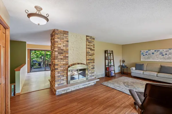 15820 Corral LN, Eden Prairie, MN 55347