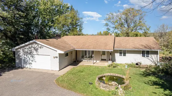 5811 195th AVE NW, Nowthen, MN 55303