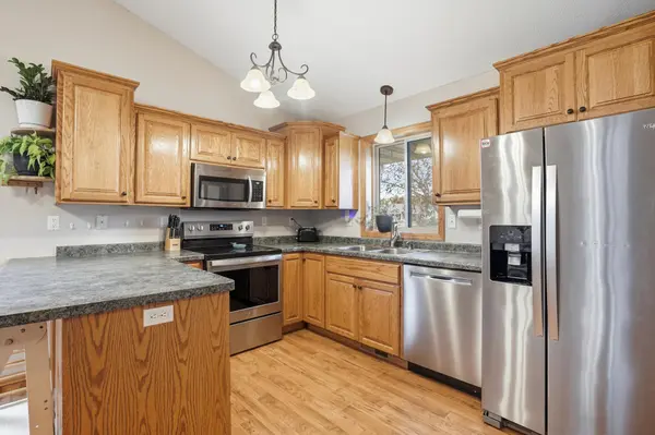 1015 29th ST NE, Sauk Rapids, MN 56379