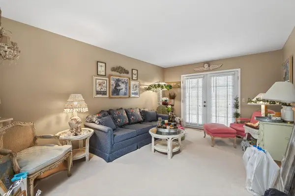 8104 Fairmont CIR NE, Fridley, MN 55432