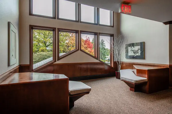 5501 Village DR #203, Edina, MN 55439