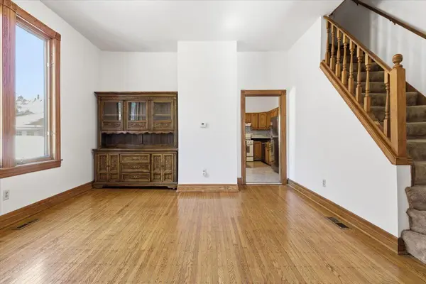483 Marshall AVE, Saint Paul, MN 55102
