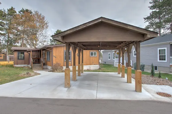 2250 Red Pine DR S, Cambridge, MN 55008