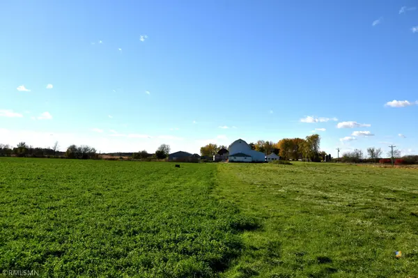 2253 County RD E, Baldwin, WI 54002