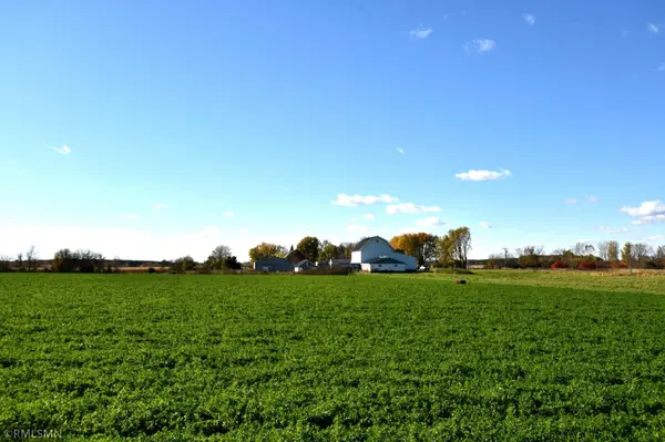 2253 County RD E, Baldwin, WI 54002