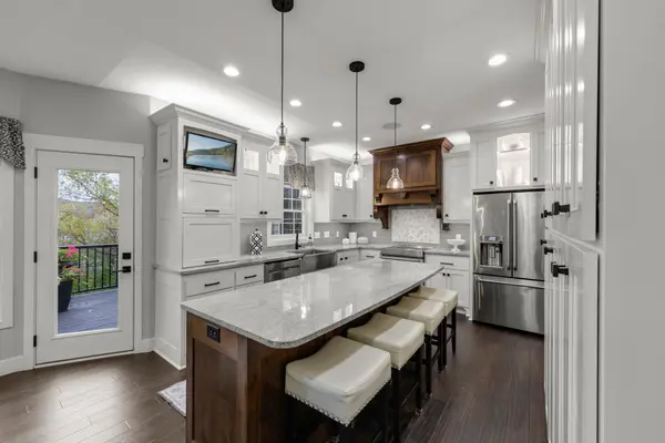 18244 88th PL N, Maple Grove, MN 55311