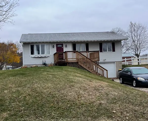 323 2nd AVE SE, Mazeppa, MN 55956