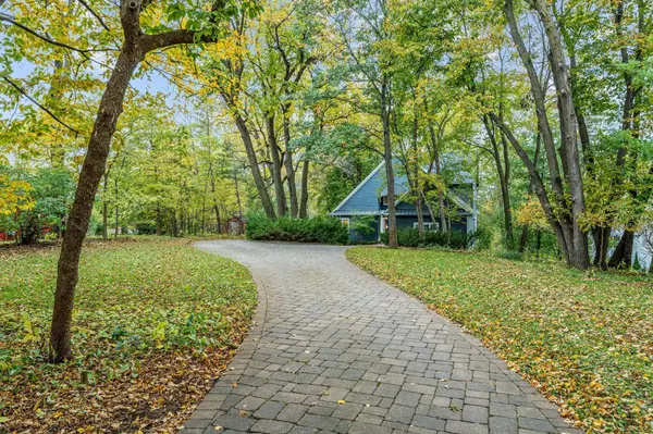 3100 County Road 101 S, Wayzata, MN 55391