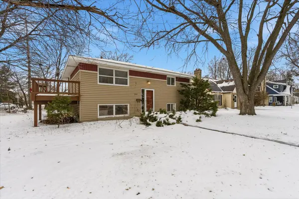 3252 Jersey AVE S, Saint Louis Park, MN 55426