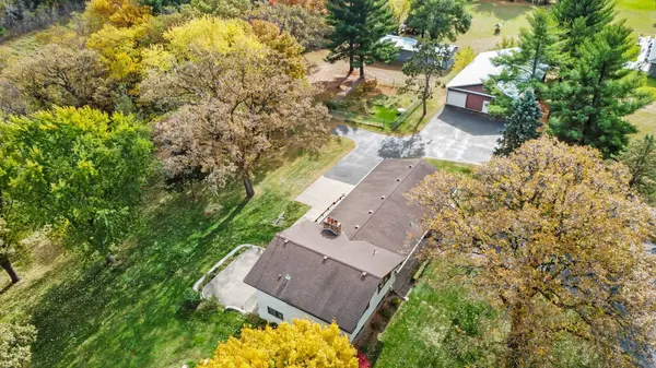 17855 Round Lake BLVD NW, Andover, MN 55304