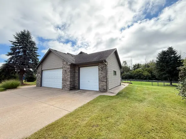 5397 277th ST, Wyoming, MN 55092