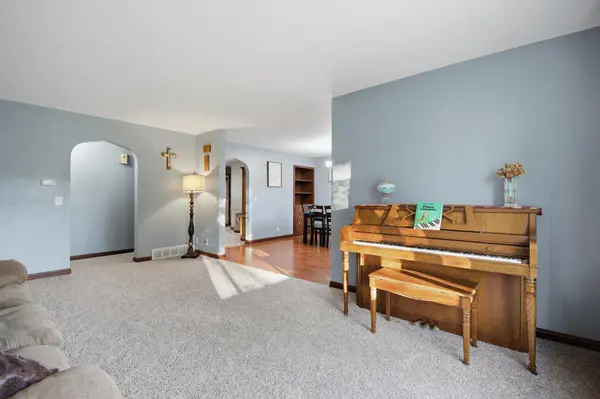 818 Lincoln AVE, Owatonna, MN 55060