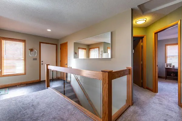 4032 Alberta DR NE, Rochester, MN 55906