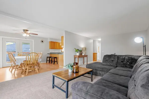 2604 Lake Shore AVE, Little Canada, MN 55117