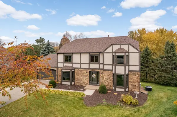 7144 Sherwood RD, Woodbury, MN 55125