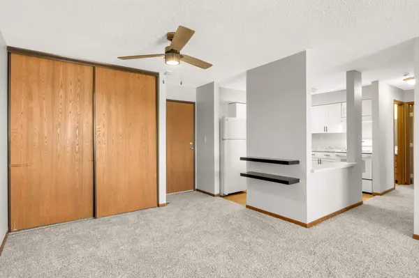 221 Grand AVE W #316, South Saint Paul, MN 55075