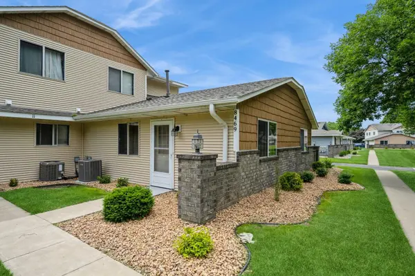 8469 S Pond TRL,  Champlin,  MN 55316