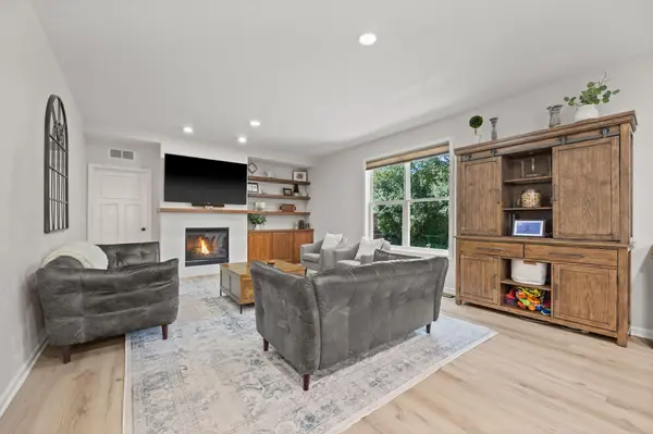 4515 Yellowstone LN N, Plymouth, MN 55446